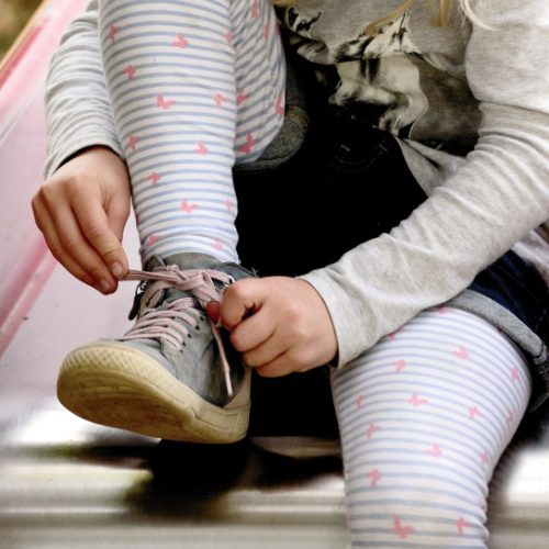 Buty do nauki chodzenia – jak wybrać najlepsze dla Twojego malucha?